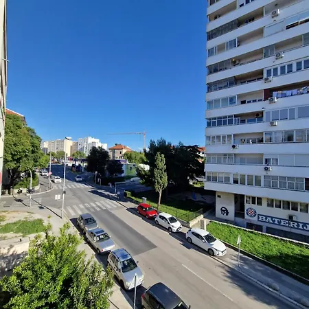 Modern For 2 In The Center Of The Town